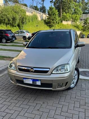 CHEVROLET CORSA 1.4 MPFI PREMIUM SEDAN 8V FLEX 4P MANUAL